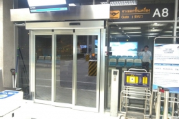 ประตูกระจก การท่าอากาศยานสุวรรณภูมิ Telescopic Doors at Suwanabhumi Airport Project