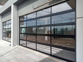 Transparent Garage ...
